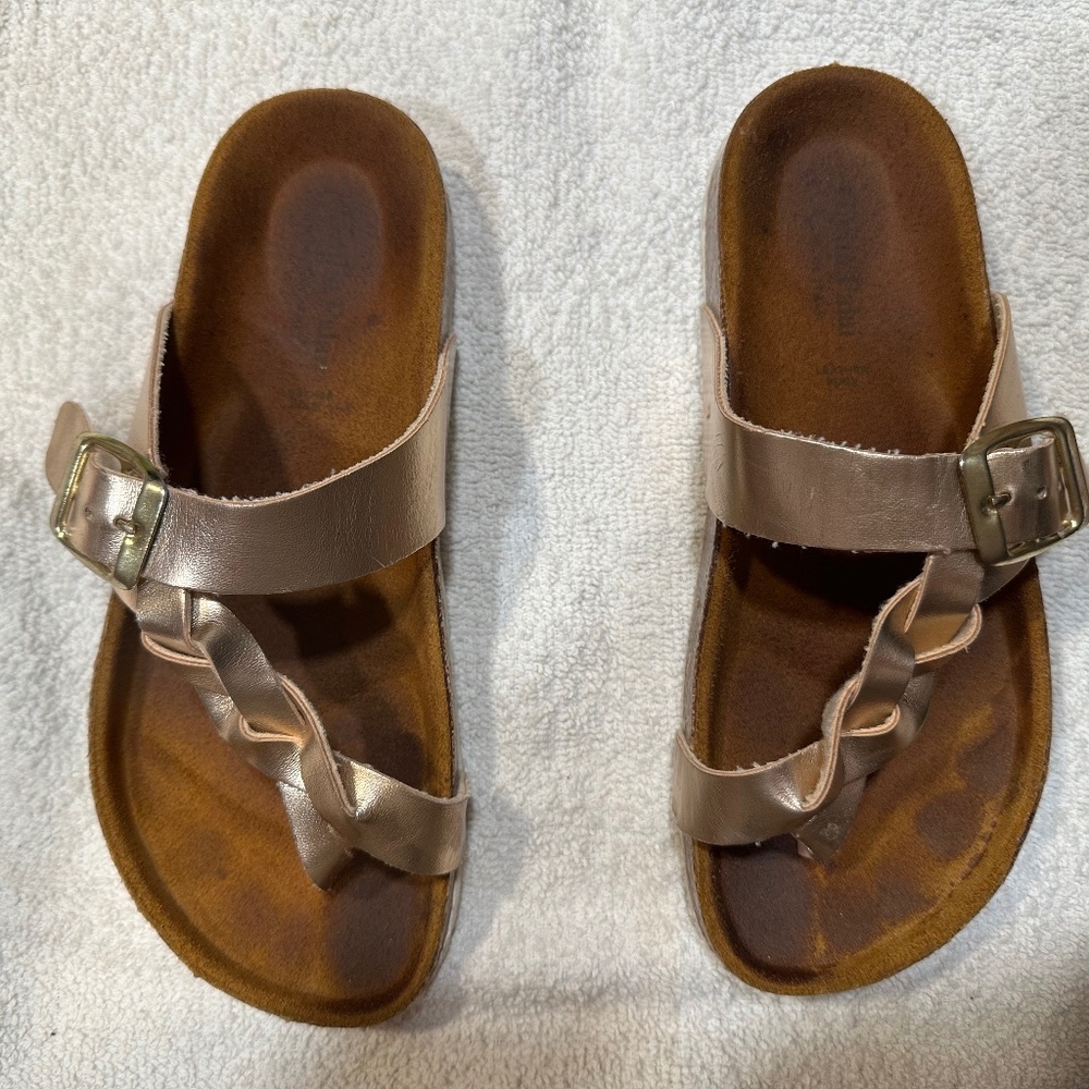 Giulai Palai Girls Size 2 Sandals